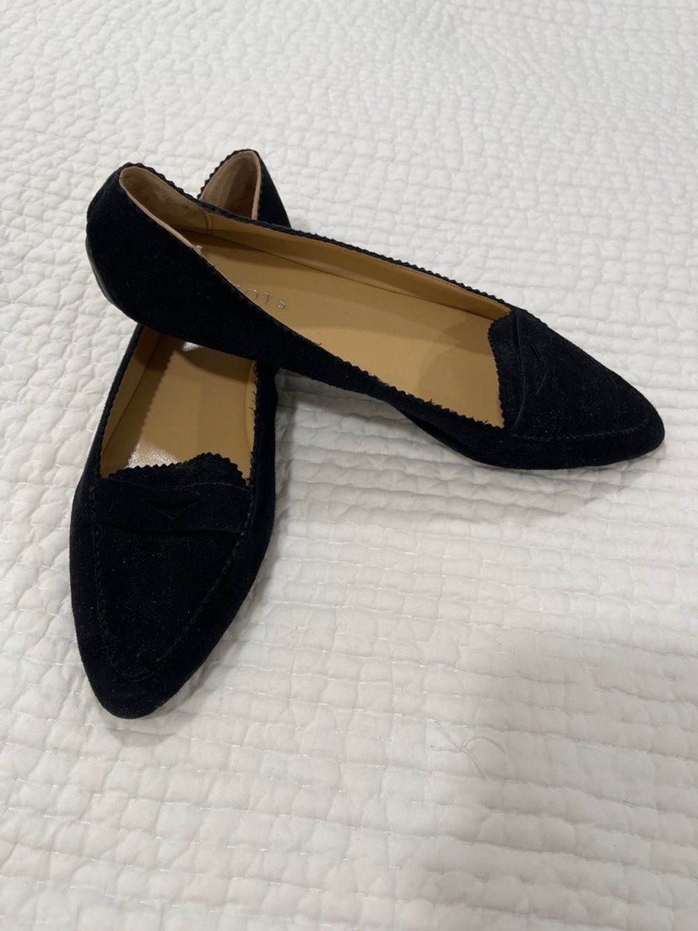 Talbots Black round toe Suede Flats